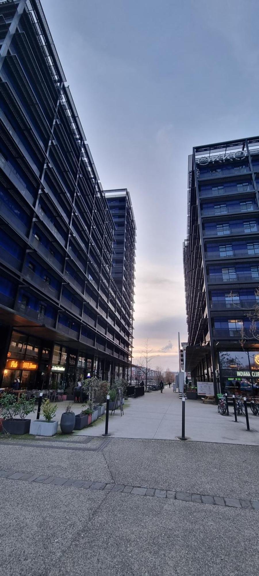 Bel Appartement Contemporain Avec Terrasse Climatisation Et Parking Payant En Option Strasbourg Exterior foto