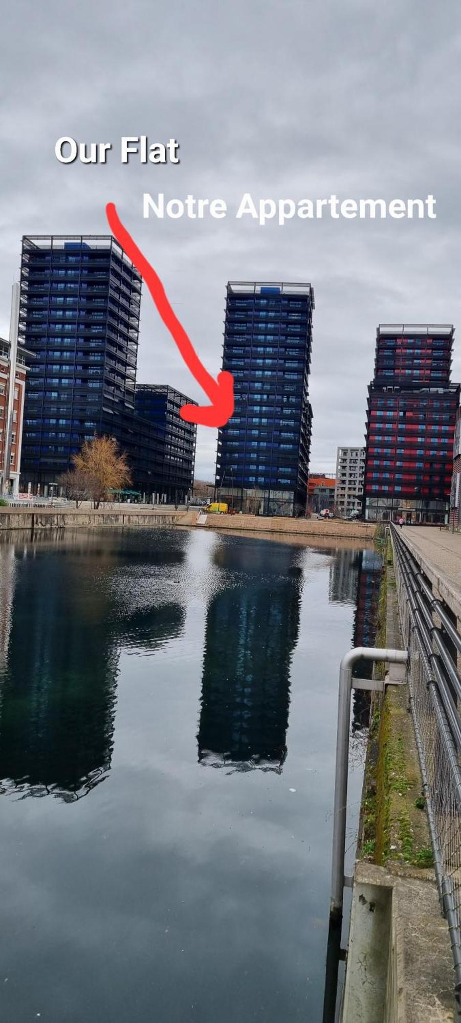 Bel Appartement Contemporain Avec Terrasse Climatisation Et Parking Payant En Option Strasbourg Exterior foto
